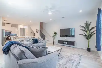 Image de Charming 3-Bedroom Luxury Home 5Min -> Downtown, Nrg and Medical Center.