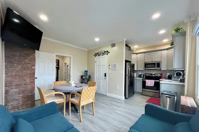 Image de New York City Apartment Near The Free Ferry Boat in Staten Island!