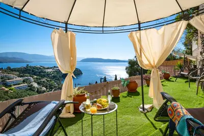 Image de Wake up to sweeping views of the Ionian Sea at Meraki Apartment