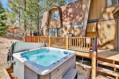 Image de StarDome Cabin Big Bear- Hot Tub- Games- Stargazing Igloo