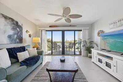Image de Charming Sandcastles Condo – Steps to the Beach w/ Pool, Hot Tub & Tennis!