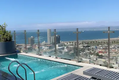 Image de Apartment with ocean view and swimming pool.