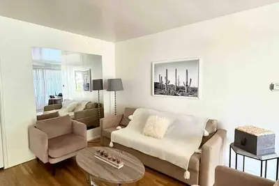 Image de Charming and specious 2bedroom 2 2 bath apartment in Beverly Hills with Ac, WiFi