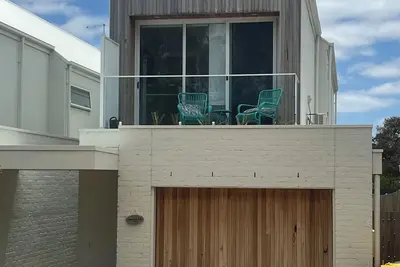 Image de Laguna Beach House Og- the beach house you always dreamed of.