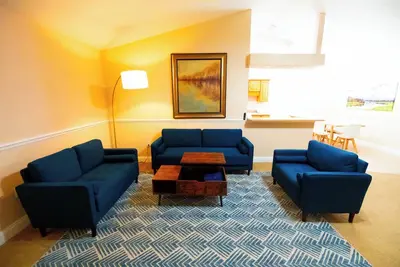 Image de Explore the best of Florida roomy 3-bedroom house in charming Newberry with Wifi