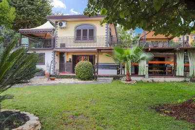 Image de Superbe maison Ă Trecastagni avec sauna
