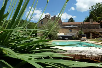 Image de Séjour détente à la Colline Truffière. Spa, piscine, terrain de pétanque. . . .