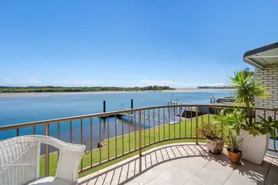Image de Jetty Flats - Stylish Waterfront Escape