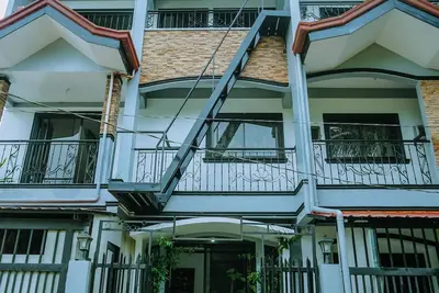 Image de Hymn's Tourist Inn