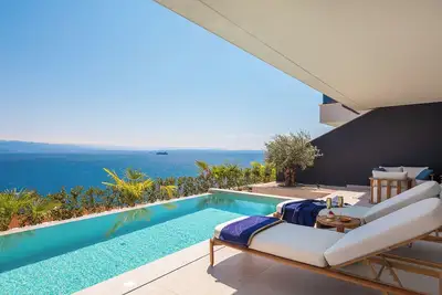 Image de Super Luxury Apartment with Swimming Pool and Adriatic Sea Panorama in Opatija