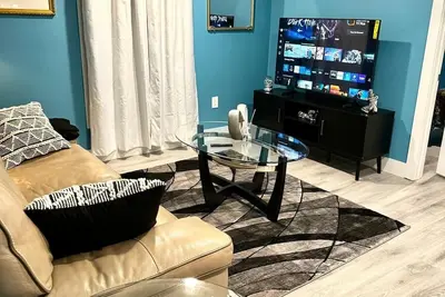 Image de Spacious 3-bedroom apartment in Newark with all amenities the way you want it