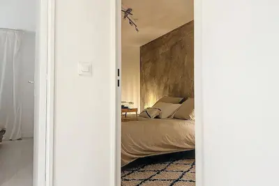 Image de À 2 minutes du métro! Appartement chaleureux et spacieux -Paris- Stade de France