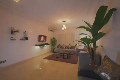 Image de Cozy 2-bedroom apartment in vibrant Marrakech with Ac, WiFi