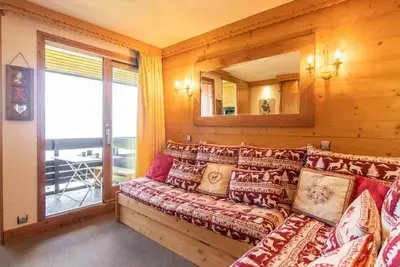 Image de À 5m des pistes de ski, 2ème étage, vue vallée, balcon, télévision, casier à ski, 25m², Valmorel