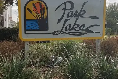 Image de 1/1 condo located on Lk Lulu. 7 minutes from Legoland. access to hwy 27, 17 & I4