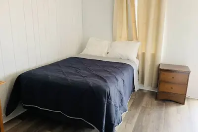 Image de Room 11 - Standard Queen - Sleeps 2 - Harper Motel