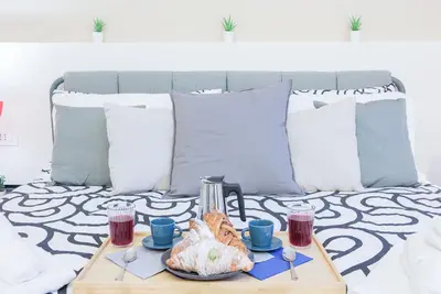 Image de Prada-Ieo-Bocconi-Wi-fi free-Ac-Private Parking