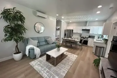 Image de Exclusive Elite Suite I Sailing I Luxury Shopping\n\n