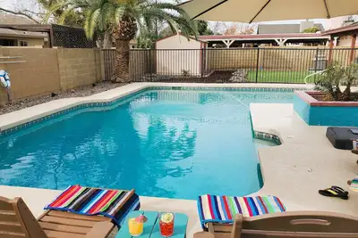 Image de Tranquil Mesa Retreat: Pool, Views, Putting Green