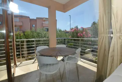 Image de Elegant and Brigth Corner Apartments - Standard Two Bedroom Apartment with Balcony