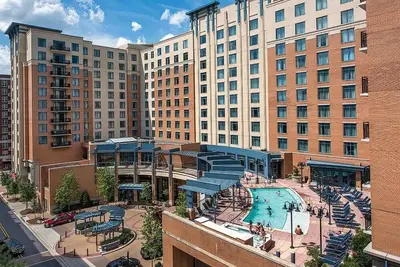 Image de Experience Ultimate Family Getaway- Wyndham National Harbor-2 Bd. Presidential