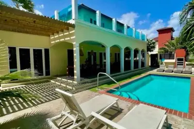 Image de 2 Villas 13 Br for large groups