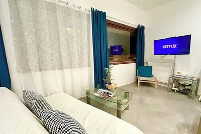 Image de Le Galia  Bella– Renovated 2-Bedroom Apartment Steps from the City Center