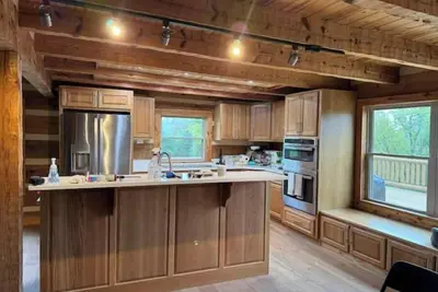 Image de Peaceful Cabin in the Woods