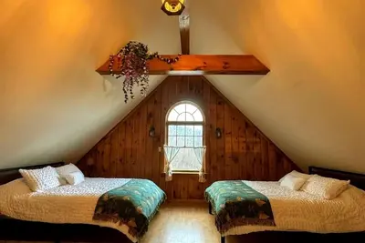 Image de Danielsons Chalet 3200sq. ft home 4en-suites & WiFi at Groton state forest