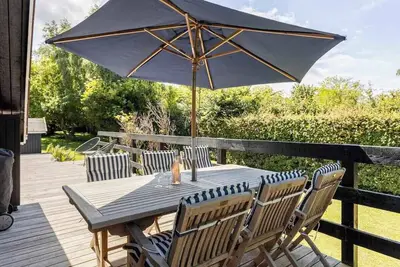 Image de Idyllic summer house close to beach and forest