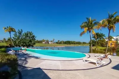 Image de Ground Floor Luxury Condo at El Tigre Golf Course, Nuevo Vallarta
