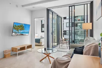 Image de New Central Lux South Brisbane 2br *Parking\/Pool*