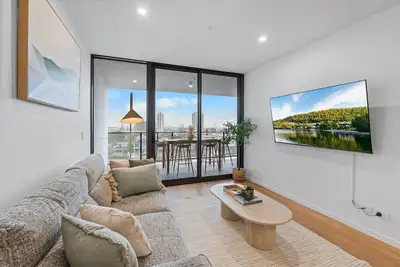 Image de Brand New Riverview 2br King Bed *Parking/Pool/Gym