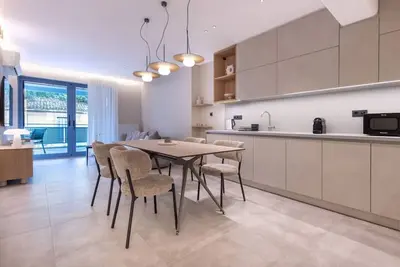 Image de Phaedrus Living : Athens Luxury Residences Golden