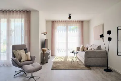 Image de Relax at Pine Hill Resort: new, modern apartment C 3 with garden view