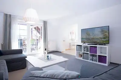 Image de Vacation apartment Donnerkeil with balcony in the apartment house Tiemann in Kellenhusen