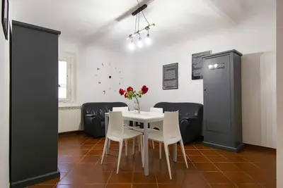 Stay in the heart of Florence Close to all the attractions of the City.