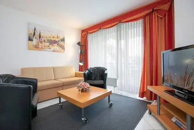 Image de Vacation apartment Sonnennest with balcony in the Hansa-Residenz in Scharbeutz