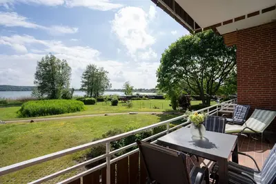 Image de Vacation apartment 7 with balcony in Landhaus Pönitz am See