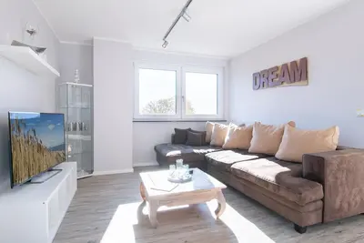 Image de Vacation apartment close to the beach with sea view in Bergfried 2 in Sierksdorf