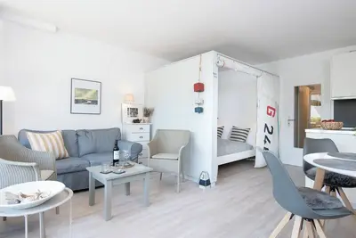 Image de Vacation apartment Segelkoje with balcony at Schützenweg 13-15 in Grömitz