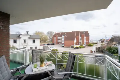 Image de Apartment DĂĽnenzauber with balcony in the house Strandblick in Kellenhusen