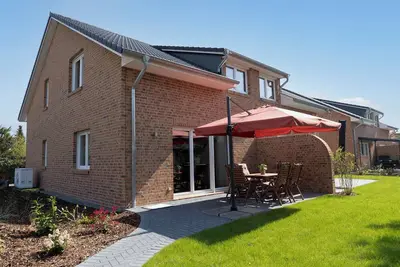 Image de Vacation home Haus Lachmöwe with terrace in Kellenhusen