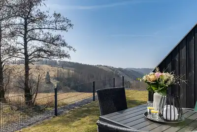 Image de \"Enjoy an unforgettable vacation in Ferienhaus Spitzenblick! \"