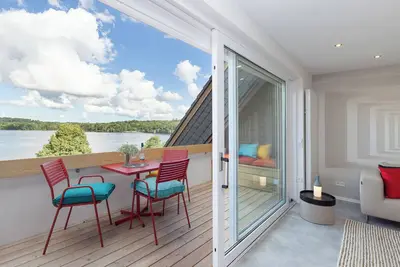 Image de Vacation apartment Diekseeloge with lake view in Bad Malente