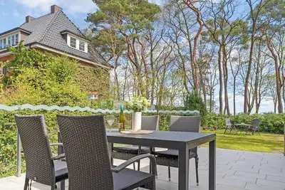 Image de Apartment 1 in Haus Eva Mar by the sea in Timmendorfer Strand