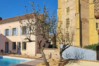 Image de Maison charmante avec piscine privée chauffée et jardin clos, wifi inclus