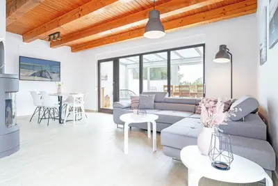 Image de Vacation home Haus Schaumburg with terrace and sauna in Süssau