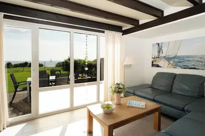 Image de Vacation home Dat Strandhuus with 2 terraces in SĂĽtel-Strand