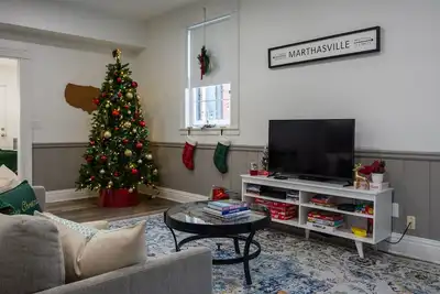 Image de Christmas Cottage | Hot tub | Fenced yard | Dog-friendly | Limited edition
